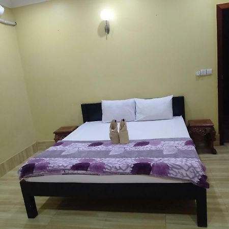 Captain Chim S Guesthouse Kampot Buitenkant foto